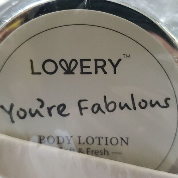 LOVERY Bath and Spa Birthday Gift Set - Picture 7 of 14